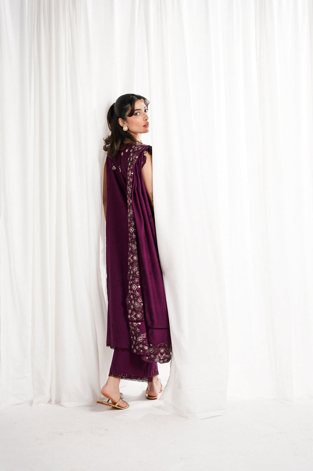 Eid Pret '25 - DEEP PLUM LUXURY EMBROIDERED 3PCS SET NPA3-25409