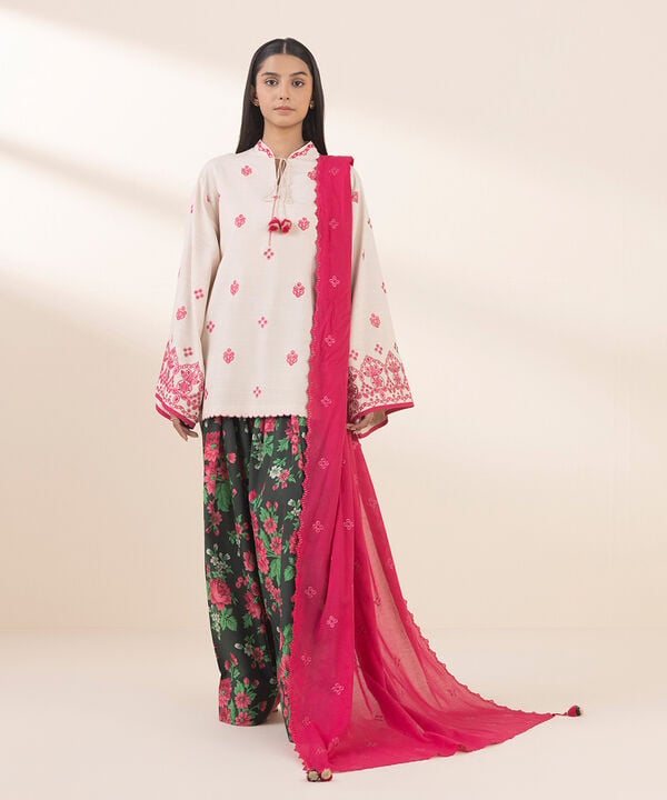 Unstitched Lawn '25 - 3 Piece - Embroidered Lawn Suit - U3PEDY25V110