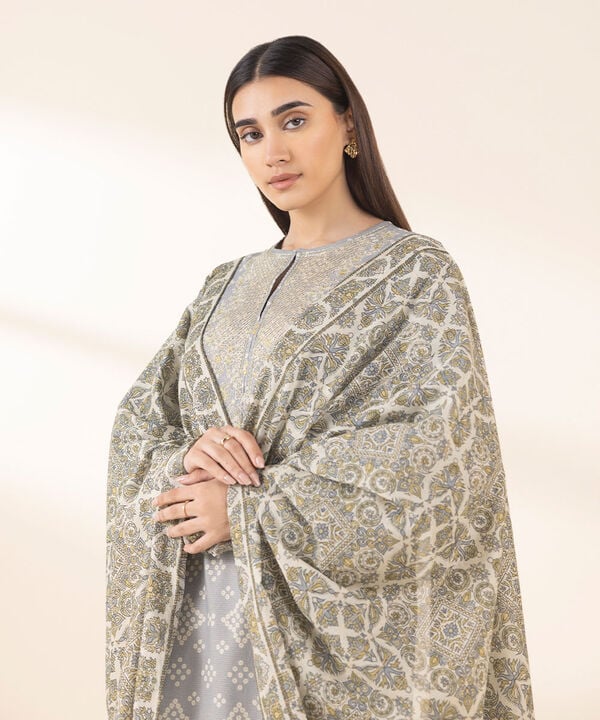 Unstitched Lawn '25 - 3 Piece - Embroidered Zari Lawn Suit - U3PEDY25V120