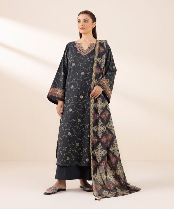 Unstitched Lawn '25 - 3 Piece - Embroidered Lawn Suit - U3PEDY25V121