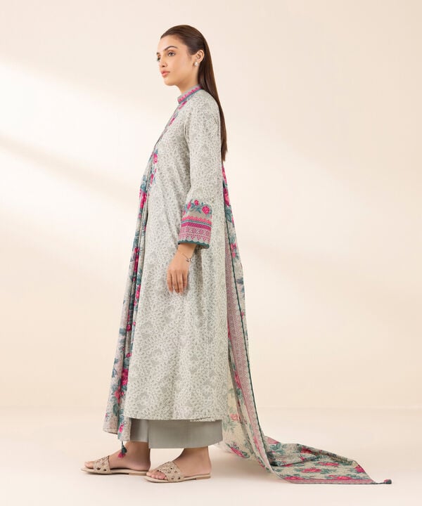 Unstitched Lawn '25 - 3 Piece - Embroidered Lawn Suit - U3PEDY25V126