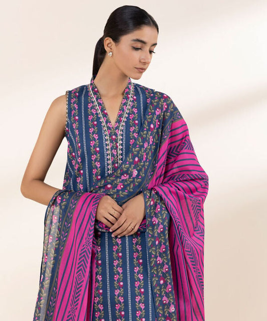 Unstitched Lawn '25 - 3 Piece - Embroidered Lawn Suit - U3PEDY25V133