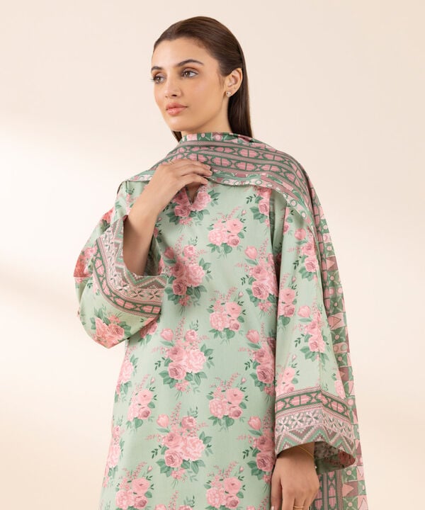 Unstitched Lawn '25 - 3 Piece - Embroidered Lawn Suit - U3PEDY25V135