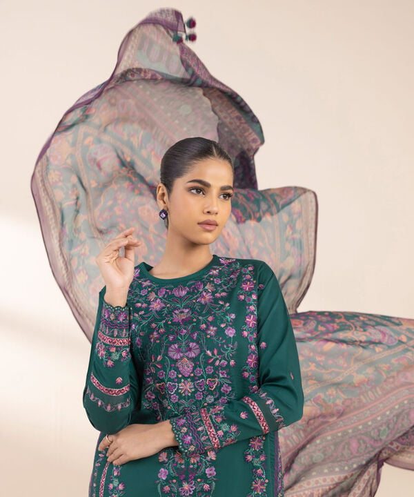 Unstitched Lawn '25 - 3 Piece - Embroidered Cotton Satin Suit - U3PESG25V122