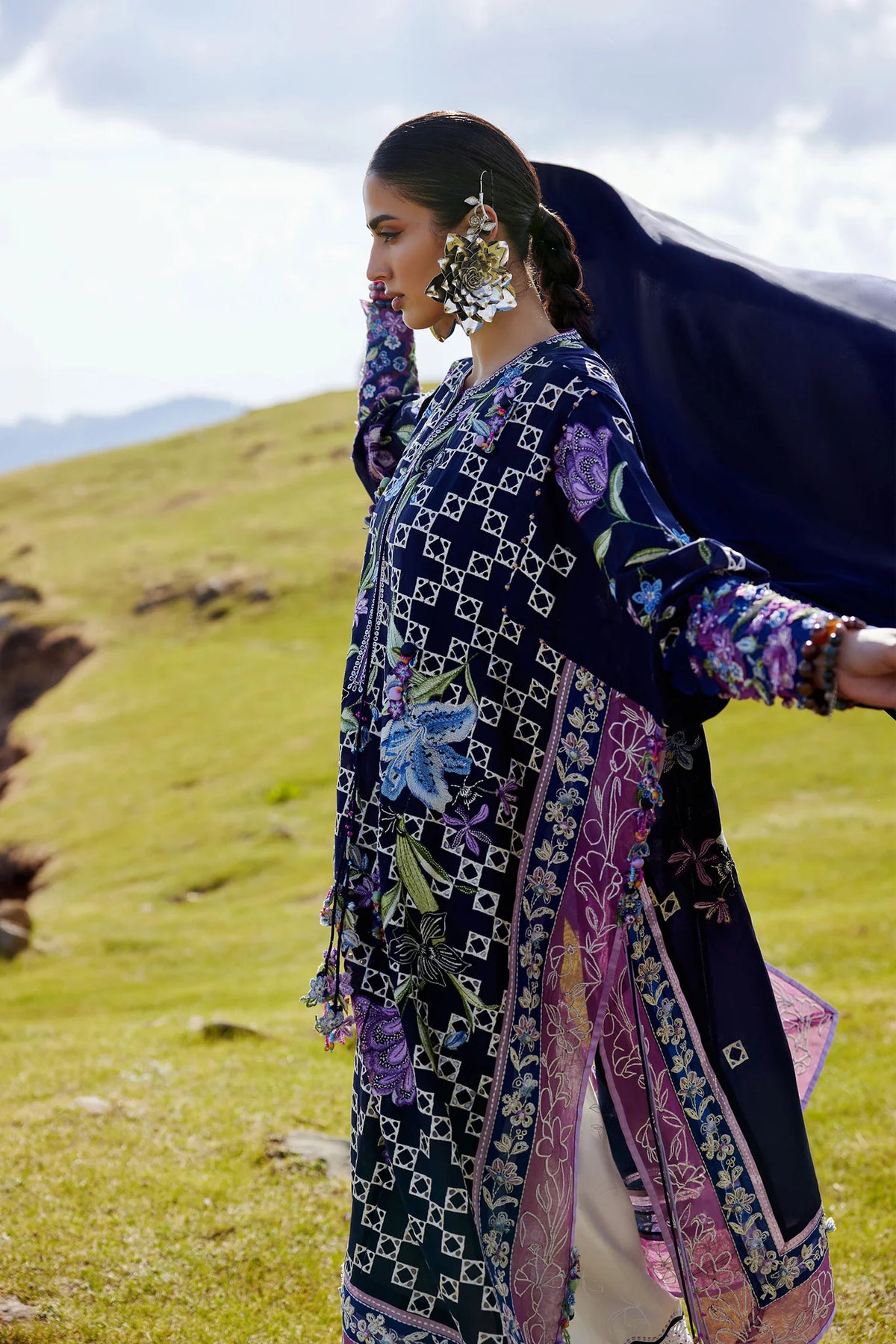 SONAMARG (EL26-09 B) - 3 Pc - Unstitched