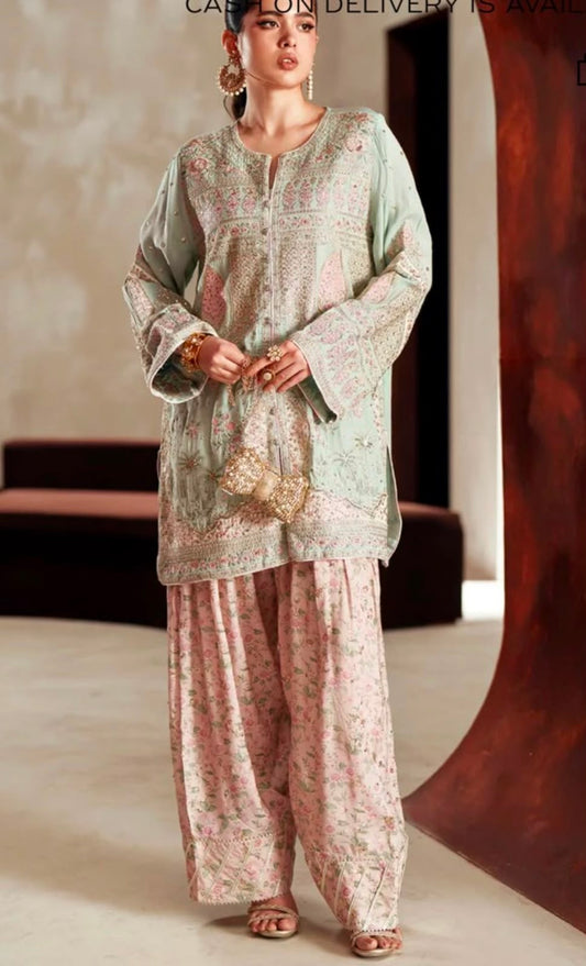 EMBROIDERED SUIT